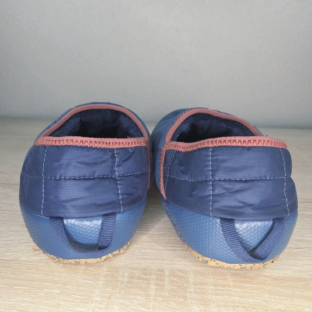 The North Face Thermoball Traction Mule Slippers Blue Insulated Camp Shoes Mens